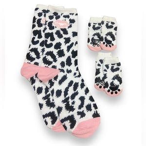 Furry mom & pet matching socks. Dog and owner matching sock set